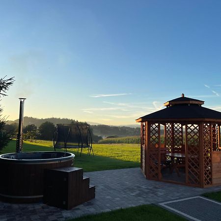 Stylove Domki Banska Nizna Domki Z Jacuzzi Exterior photo